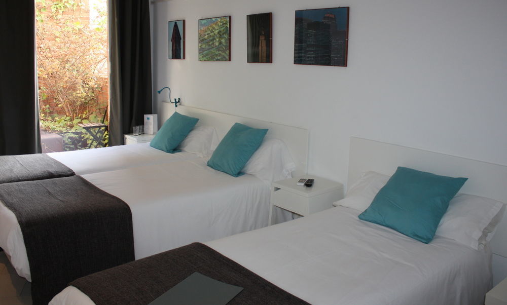 Bypillow House Barcelona Exterior photo